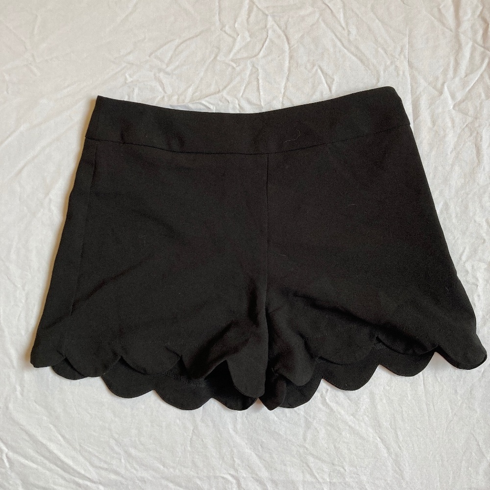 Black Scalloped Shorts Monteau Small